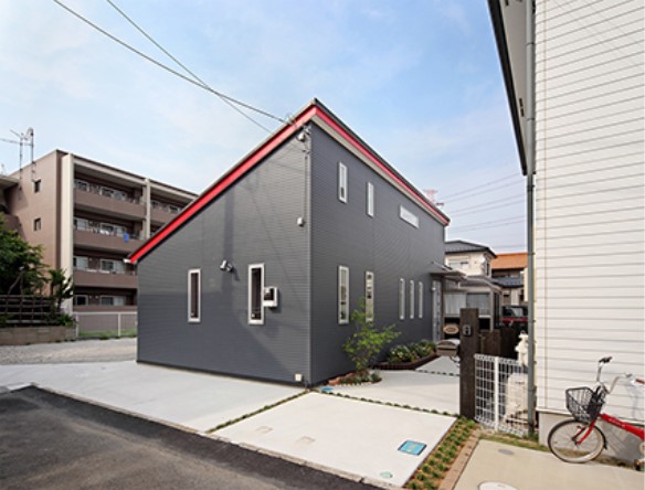 vol.27 スタイリッシュなデザインと広々空間で生活を楽しむ住まい